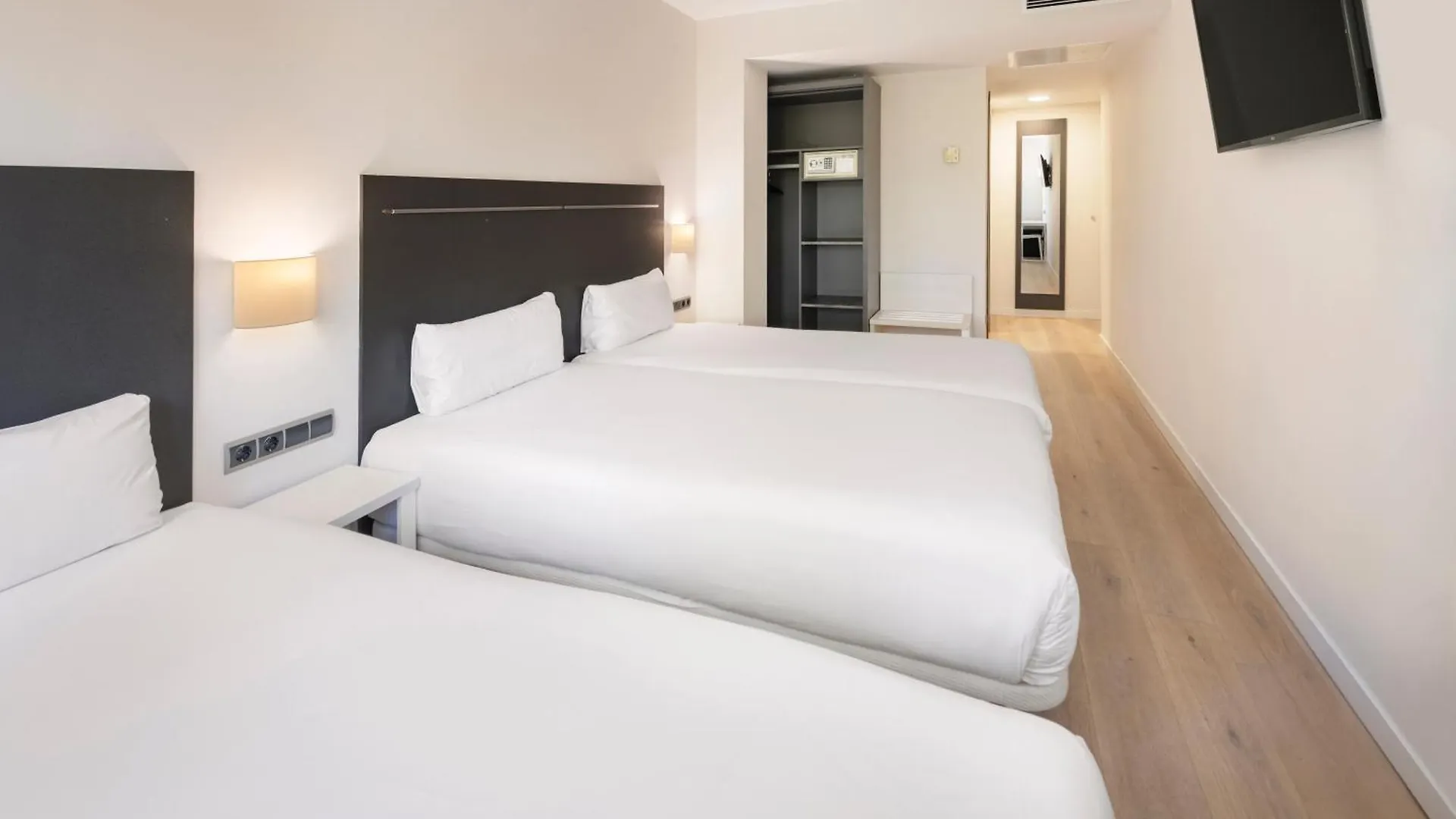 B&B Hotel Barcelona Rubi