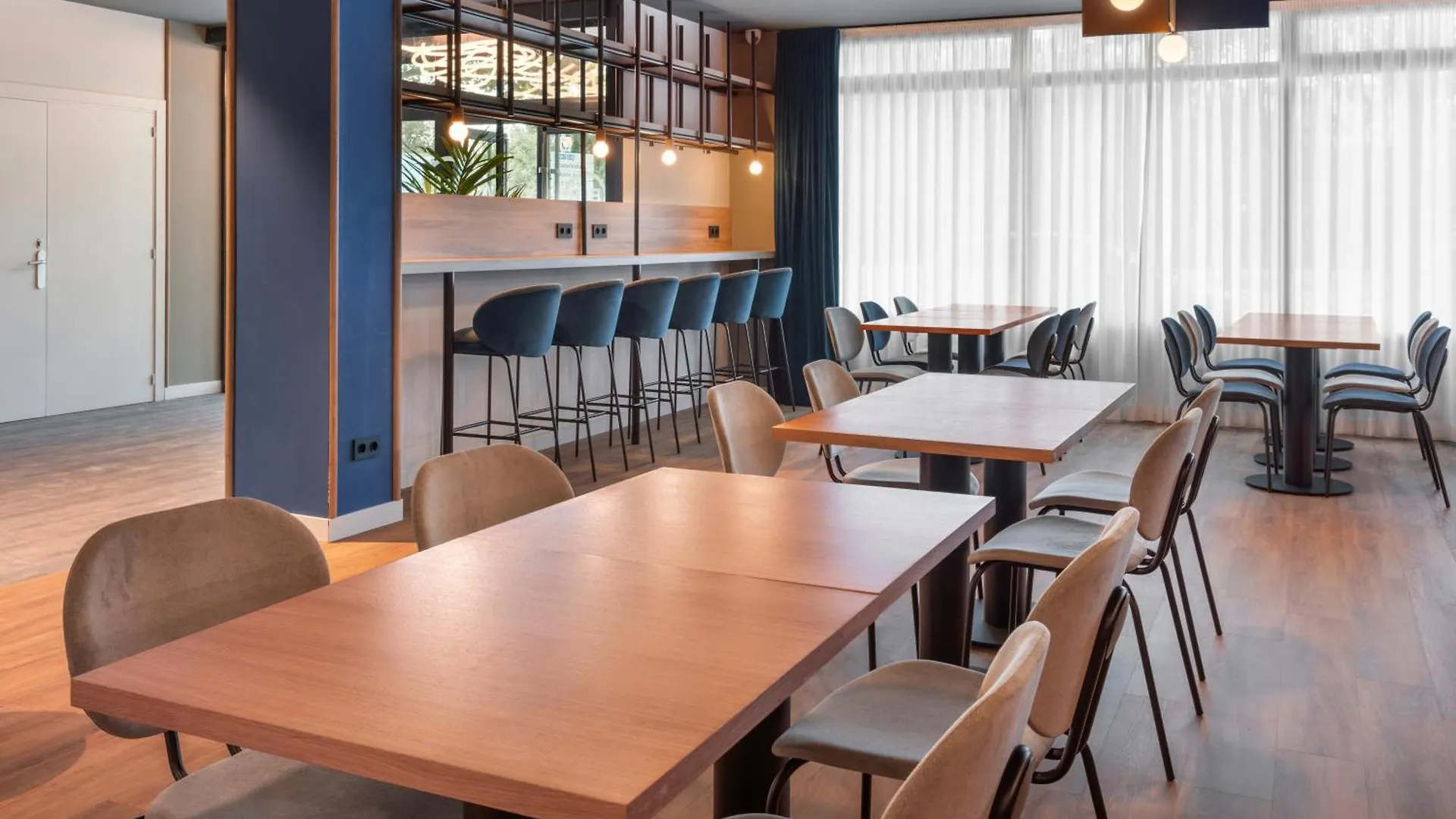 B&B Hotel Barcelona Rubi 3*,